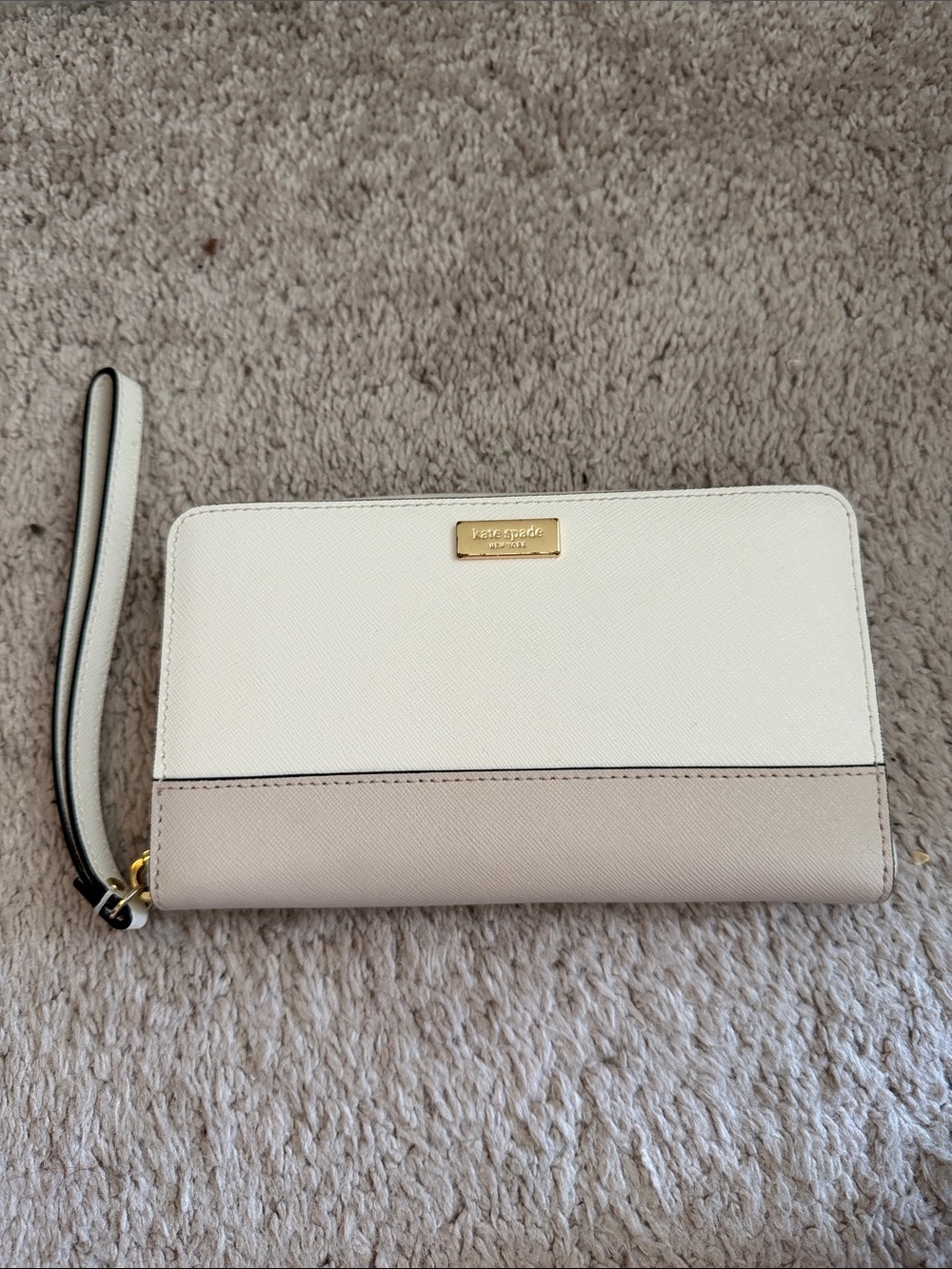 kate spade Cream and Taupe Two-Tone Wristlet Clutch
